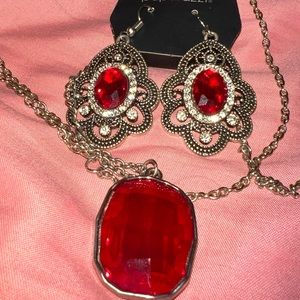 Candy apple red necklace set